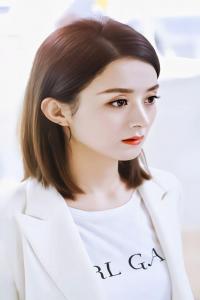 《穿书后，我抱紧破产大佬大腿许艺宋晏明》精品小说