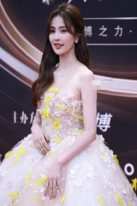 《穿书后，总裁他天天加班挣奶粉钱陆易林枝枝》全文版