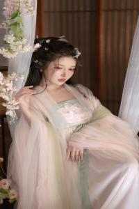 《女帝迟来的道歉，我拒绝怎么了》精品阅读