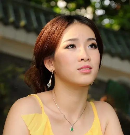 全一睁眼,疯批王爷总对我投怀送抱精选小说